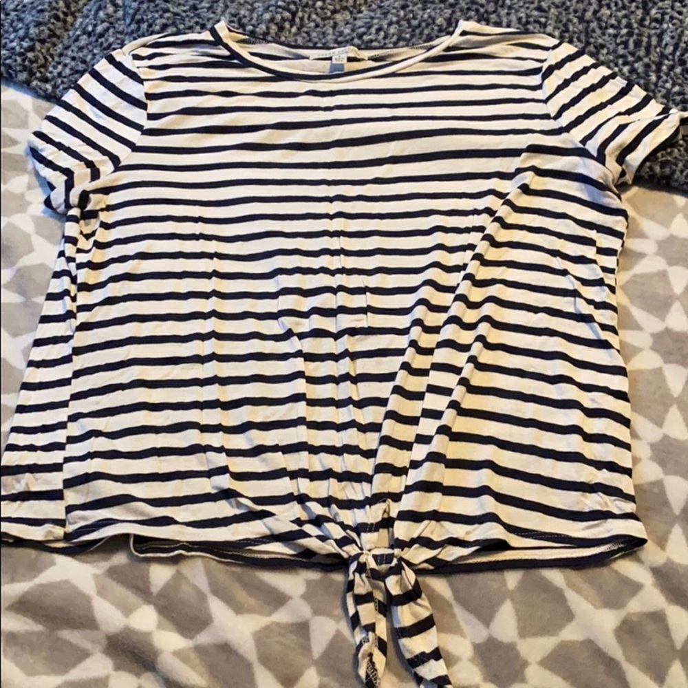 Women’s dress T-shirt